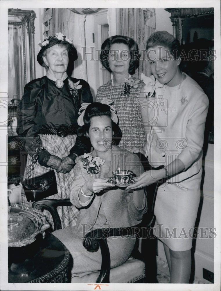 1968 Press Photo Honorary Dames Committer of Constitution Ball - Historic Images