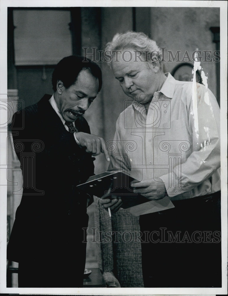 1975 Press Photo Sherman Hemsley &amp; Carroll O&#39;Connor star in &quot;All in the Family&quot; - Historic Images