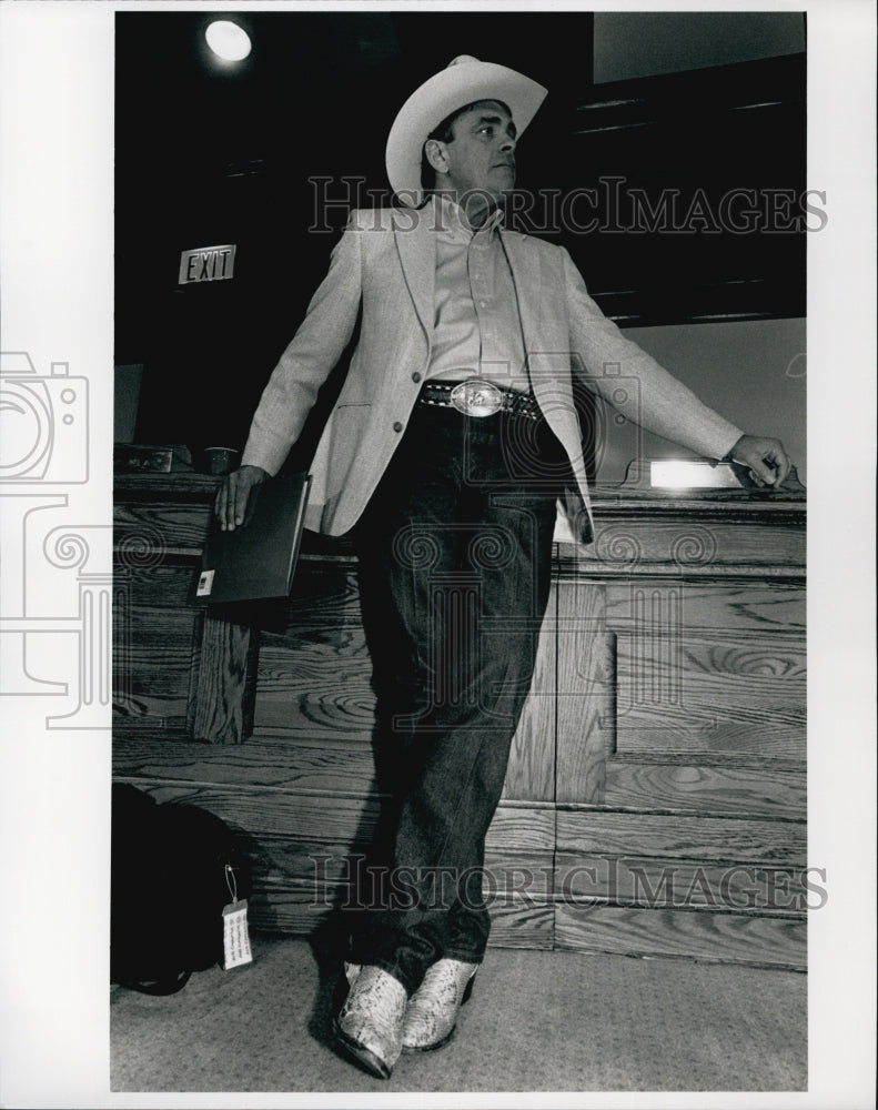 1992 Press Photo Wayne McLaren Dave Goerltz former cigarette admen testify - Historic Images