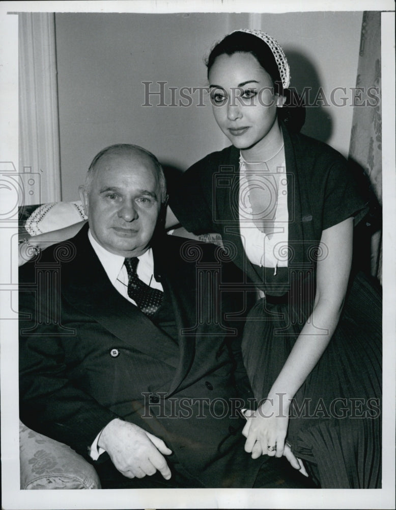 1952 Press Photo Edmund Vontlenke &amp; wife, Ann Henke - Historic Images