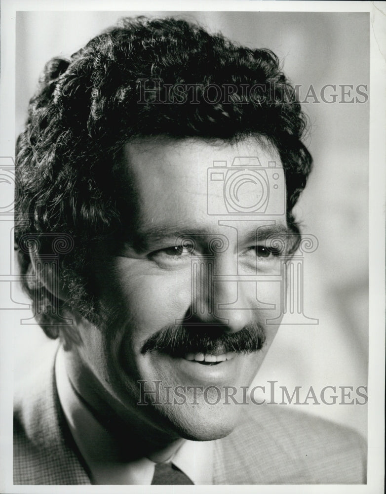 Press Photo Alex Trebek of "The Wizard of Odds" - Historic Images