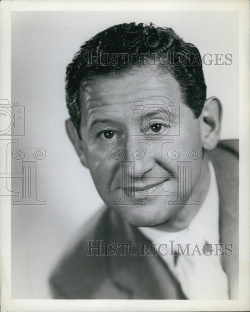 1958 Press Photo Jack Gilford to appear in &quot;Drink to Me Only&quot; - Historic Images