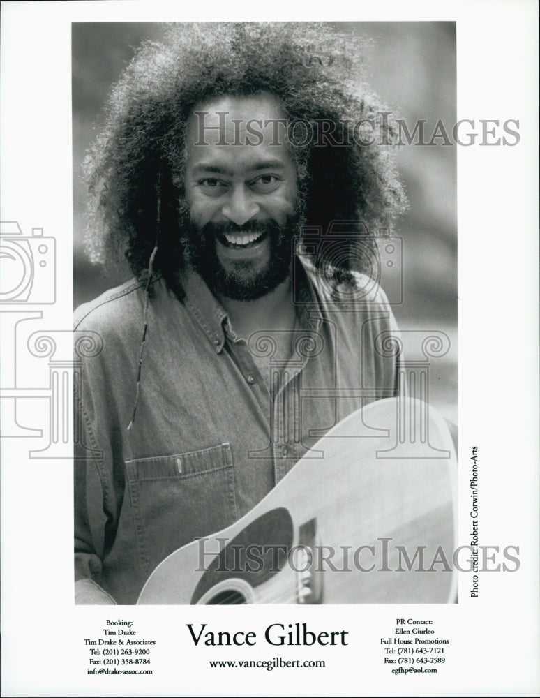 2001 Press Photo Vance Gilbert - Historic Images