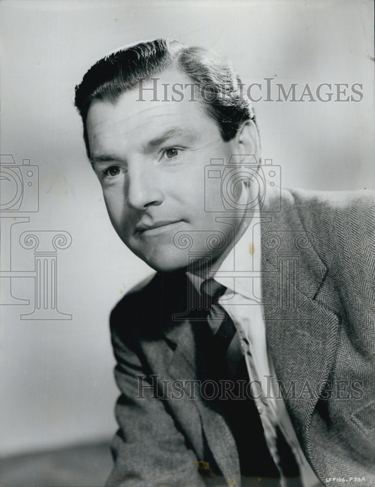 1955 Press Photo Kenneth More,English film actor during World War II era. - Historic Images