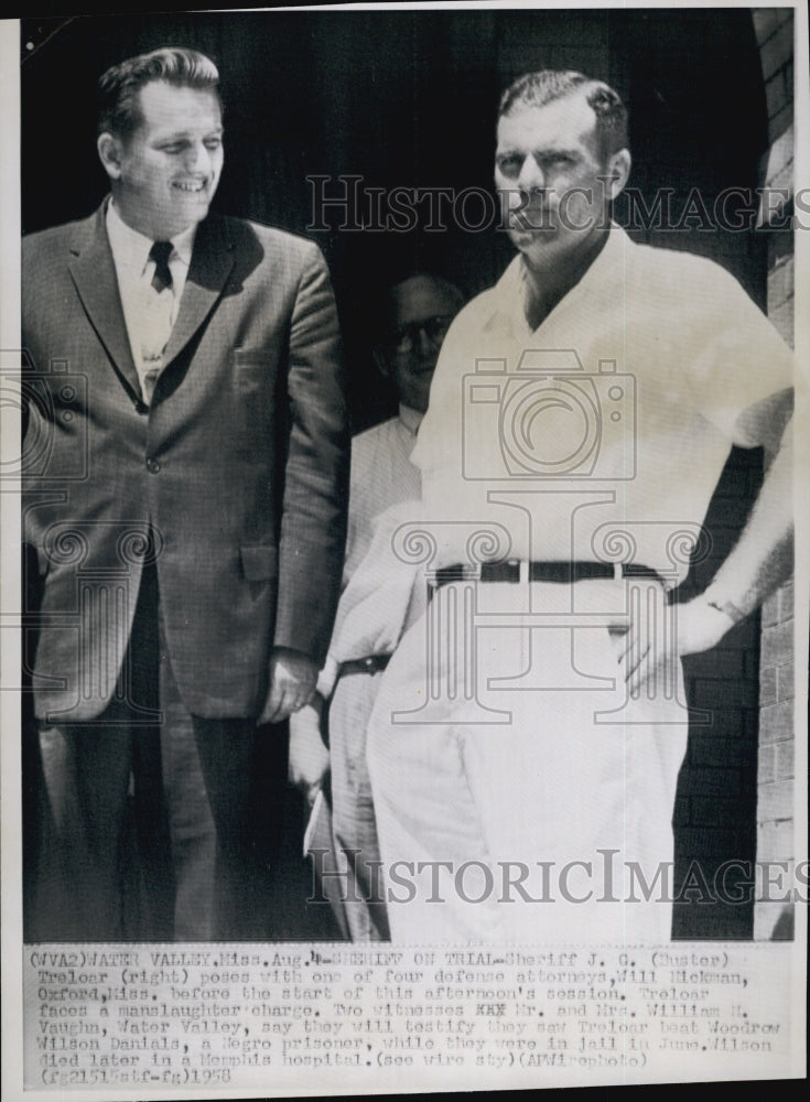 1958 Press Photo Sheriff J. G. Treloar Attorney Will Hickman Manslaughter Trial - Historic Images