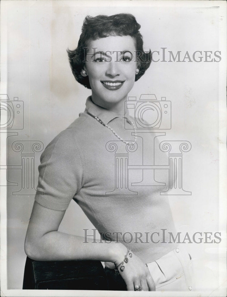 1957 Press Photo "The Gisele MacKenzie Show" - Historic Images