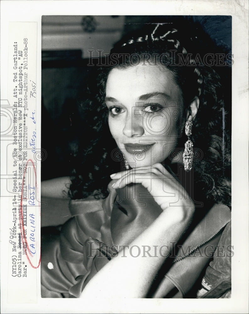 1988 Press Photo Carolina Rosi New York Nightspot "AU Bar" - Historic Images
