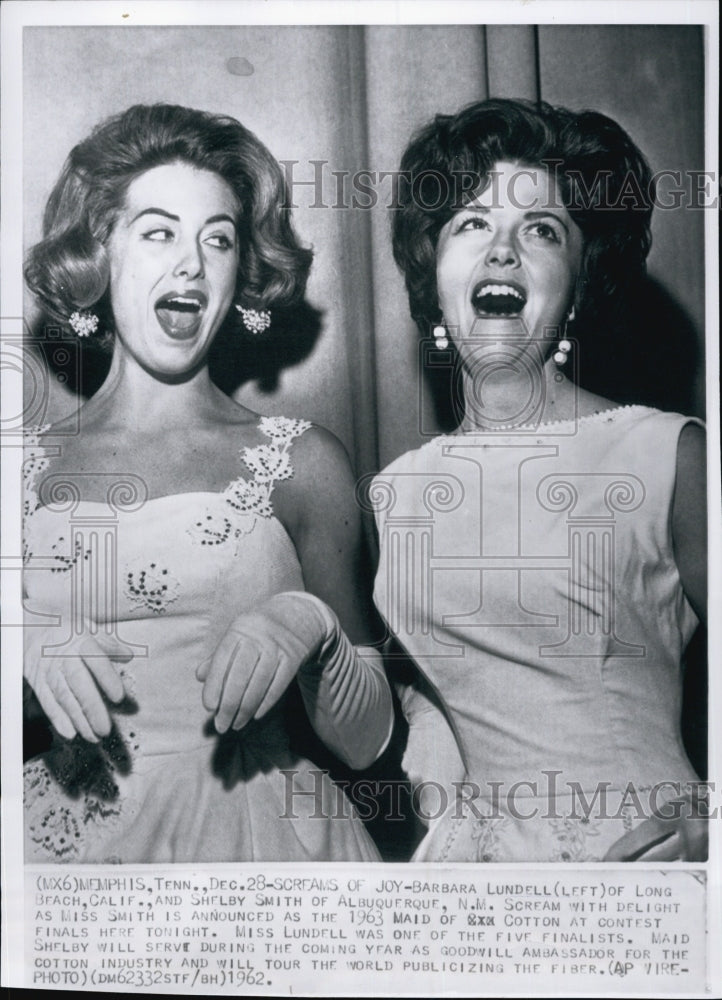 1962 Press Photo Barbara Smith Crowned Maid Of Cotton - Historic Images