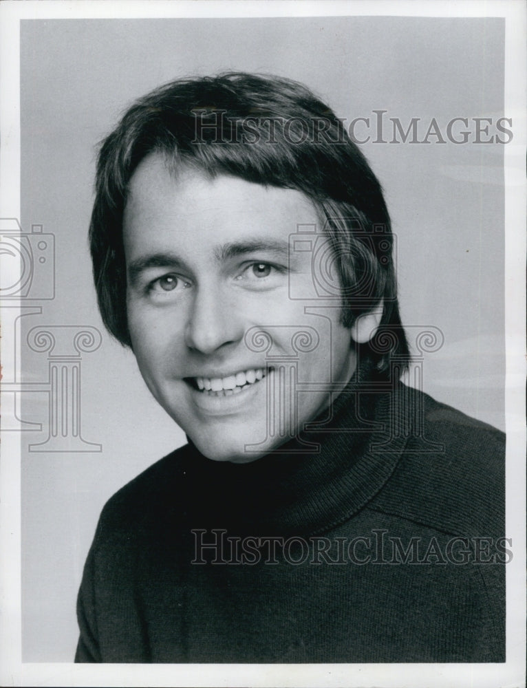 1977 Press Photo Singer/actress Chita Rivera on "Three's Company" - Historic Images