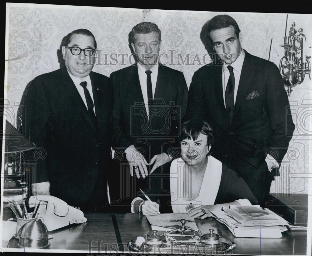 1964 Press Photo Producers Joseph Levine David Suskind Daniel Melrick Ella Logan - Historic Images