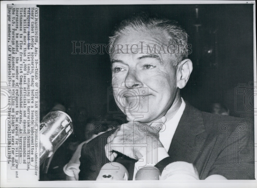 1965 Press Photo Ambassador Henry Cabot Lodge on Refugees - Historic Images