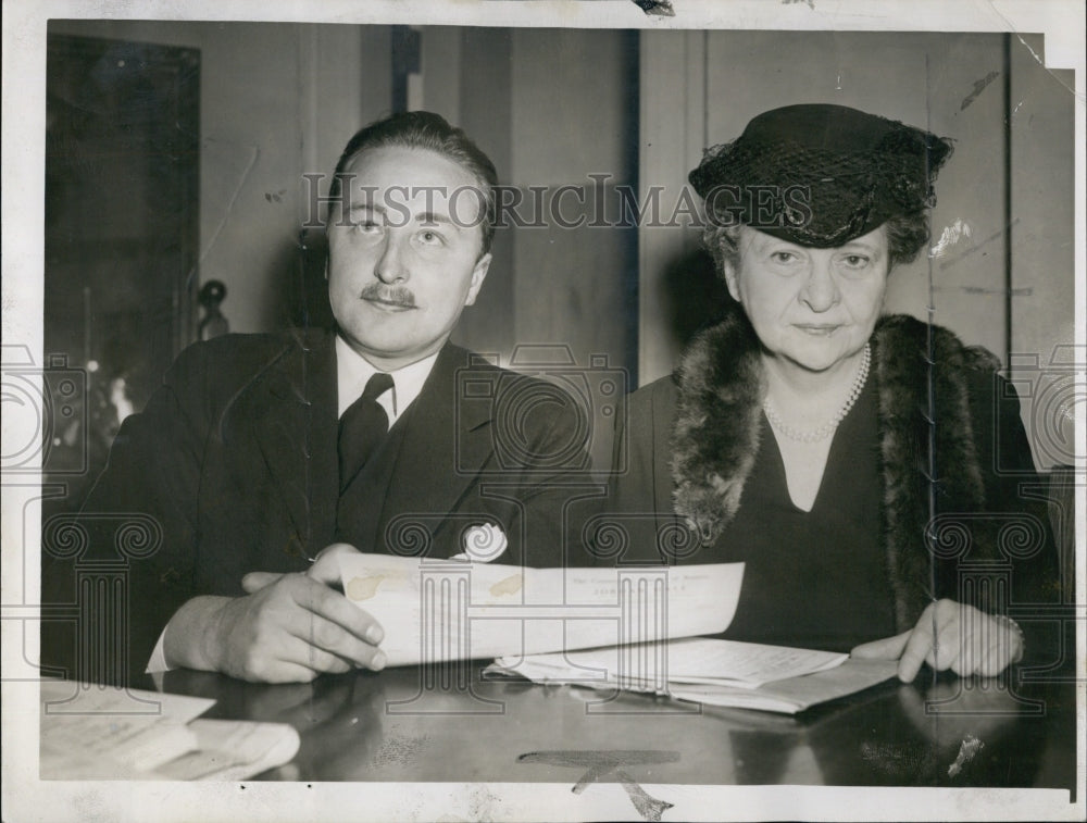 1944 Press Photo Frances Perkins and Donald Lothrop - Historic Images