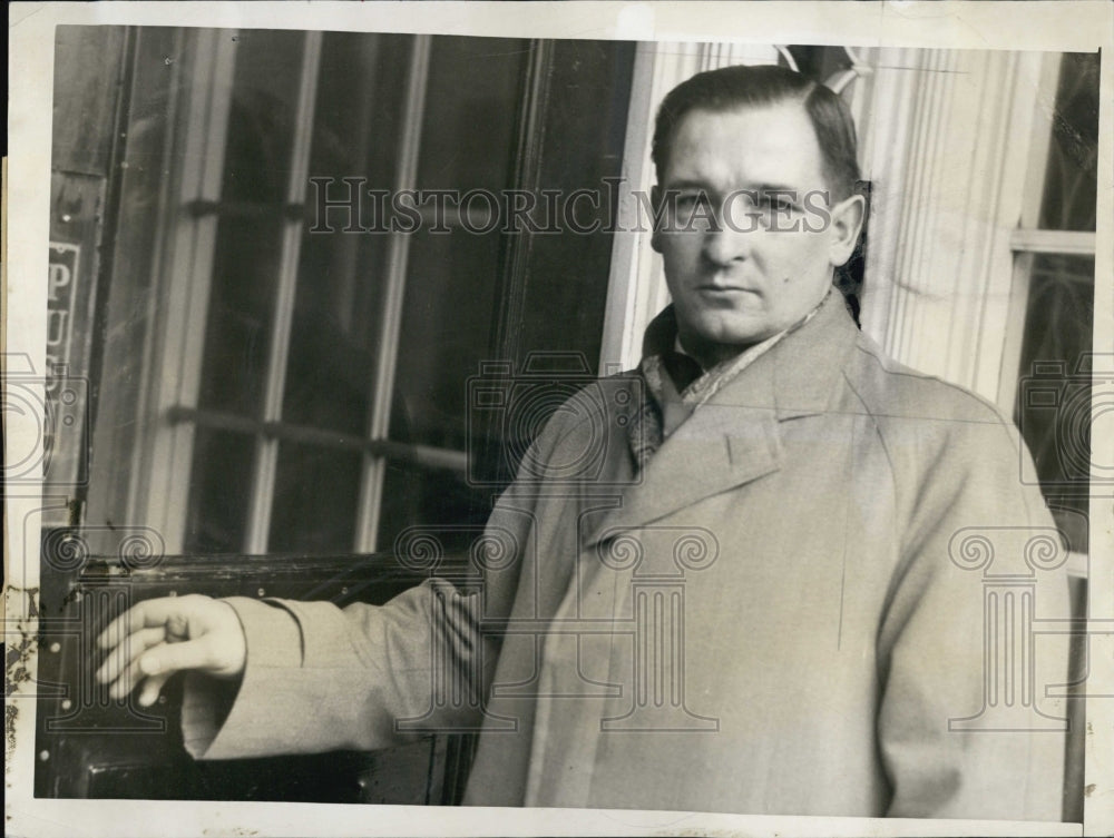 1939 Press Photo Eugene Lombard Husband of Fritzi Bartoni Aerilist - Historic Images