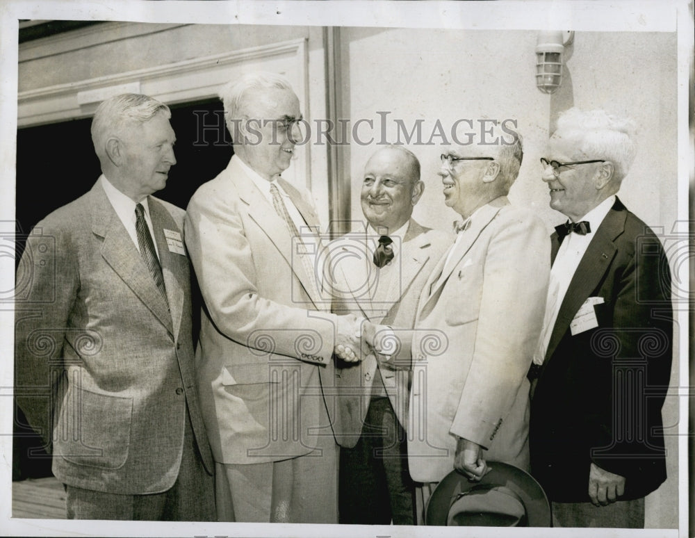 1956 MIT Alumni Day John Herlihy Orville Denison Adm Luis De Florez - Historic Images