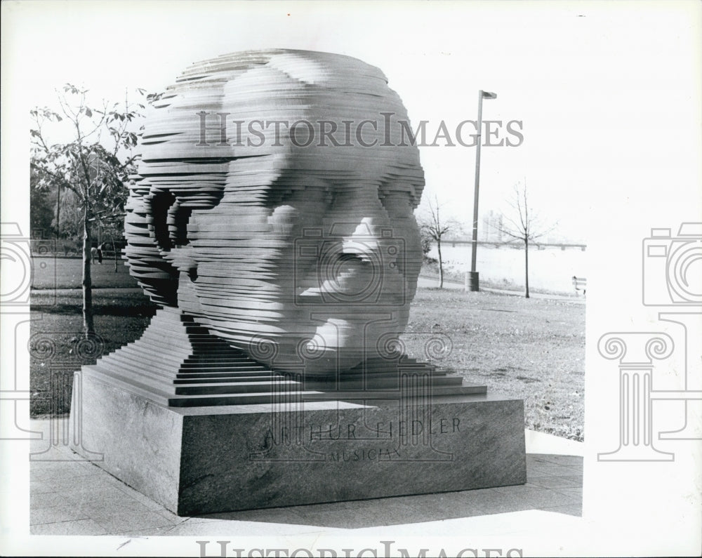 Press Photo Statue Of Arthur Fiedler Conductor - Historic Images
