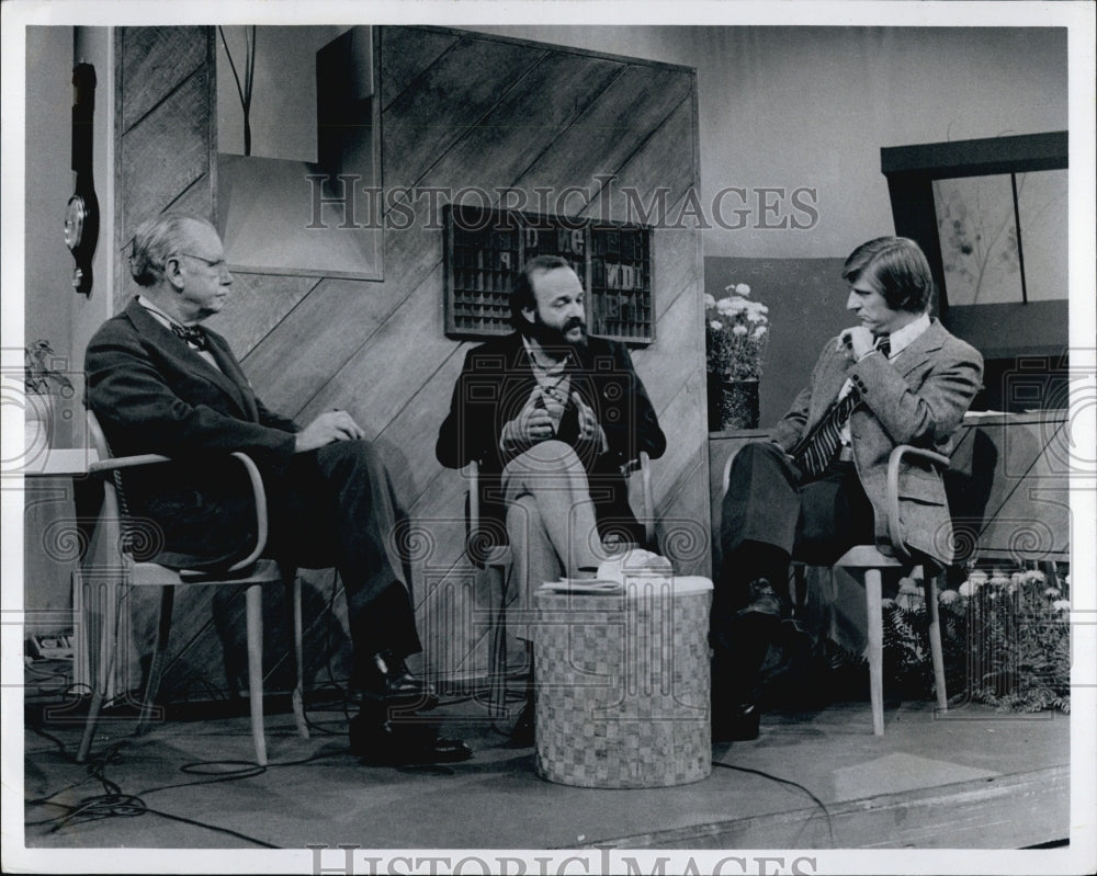 1974 Press Photo Dr. Timothy G. Johnson - Historic Images