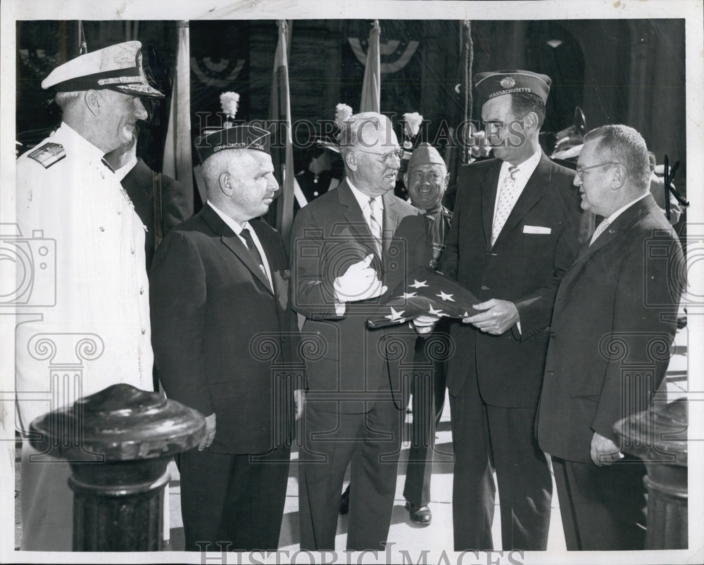 1959 Press Photo R. Adm. Carl F. Espe, Howard Rust with Mayor Hynes - Historic Images