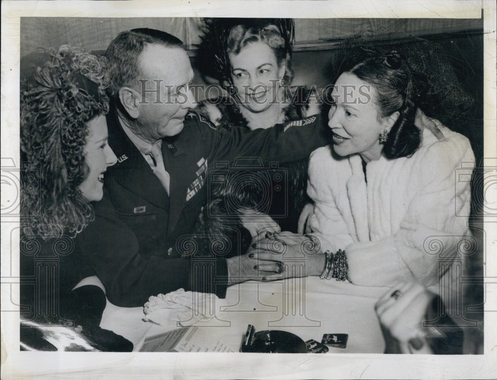 1946 General Jonathan Wainwright Mrs Corbett MrsLambert Lady Charles - Historic Images