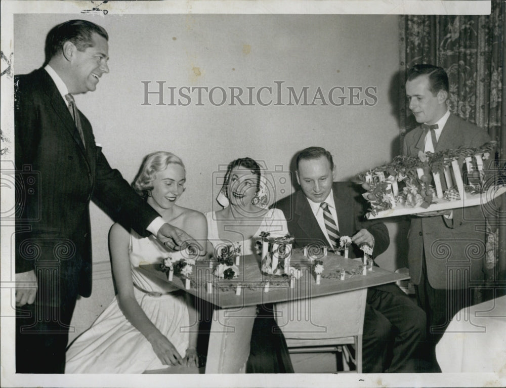 1956 Press Photo Lloyd Carswell, Mrs. Porter, Terri D'Or, William Owli ...