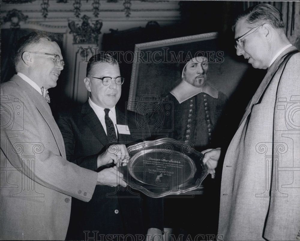 1958 Press Photo George Stark,Pres Homer Davison and Gardner Caverly - Historic Images