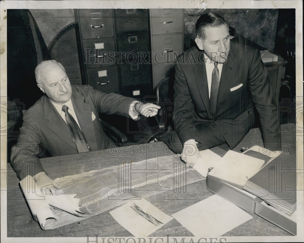 1956 Press Photo Gov-Elect Foster Furcolo HB Cantor Hotel Tycoon - Historic Images