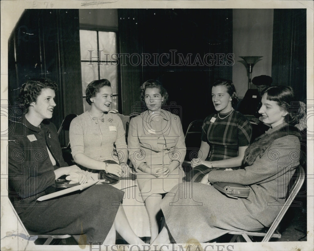1956 Press Photo Vincent club Poovisionals D Lombard,M Williams,Mrs Ec Haley - Historic Images
