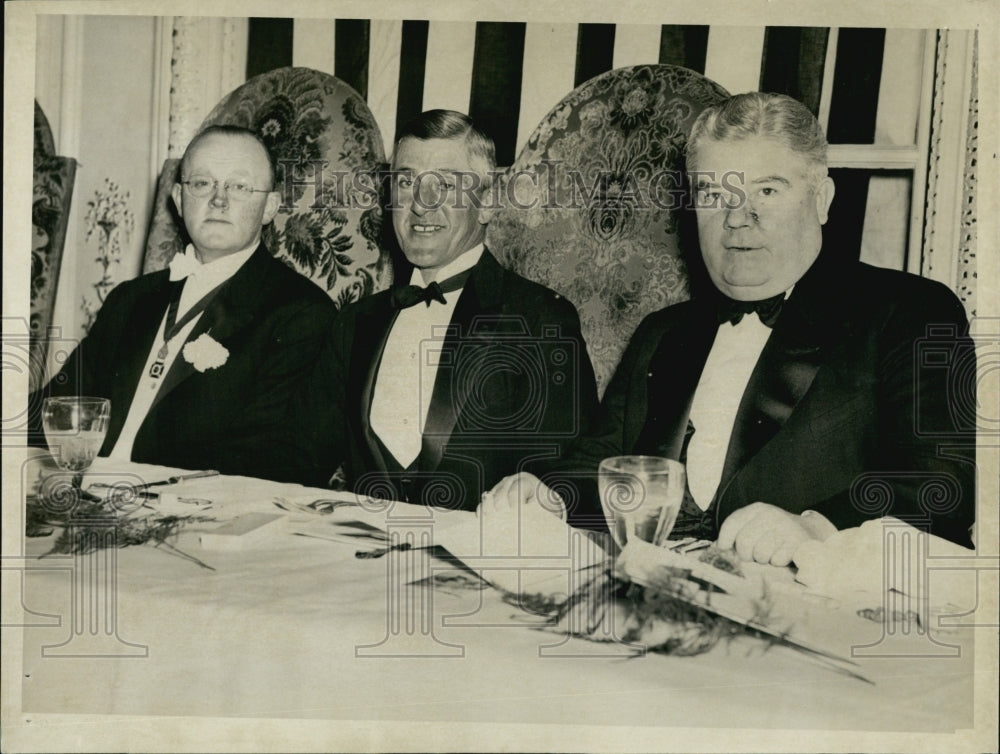 1940 Press Photo John J Spillane,Gov Saltonstall & Hon JA Matthews - Historic Images