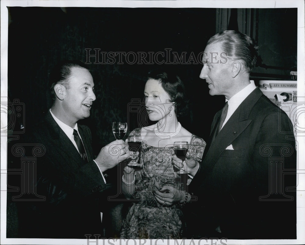 1958 Press Photo Parfait, Monsieuri Robert Lourie/Madame, Baron Charles de - Historic Images