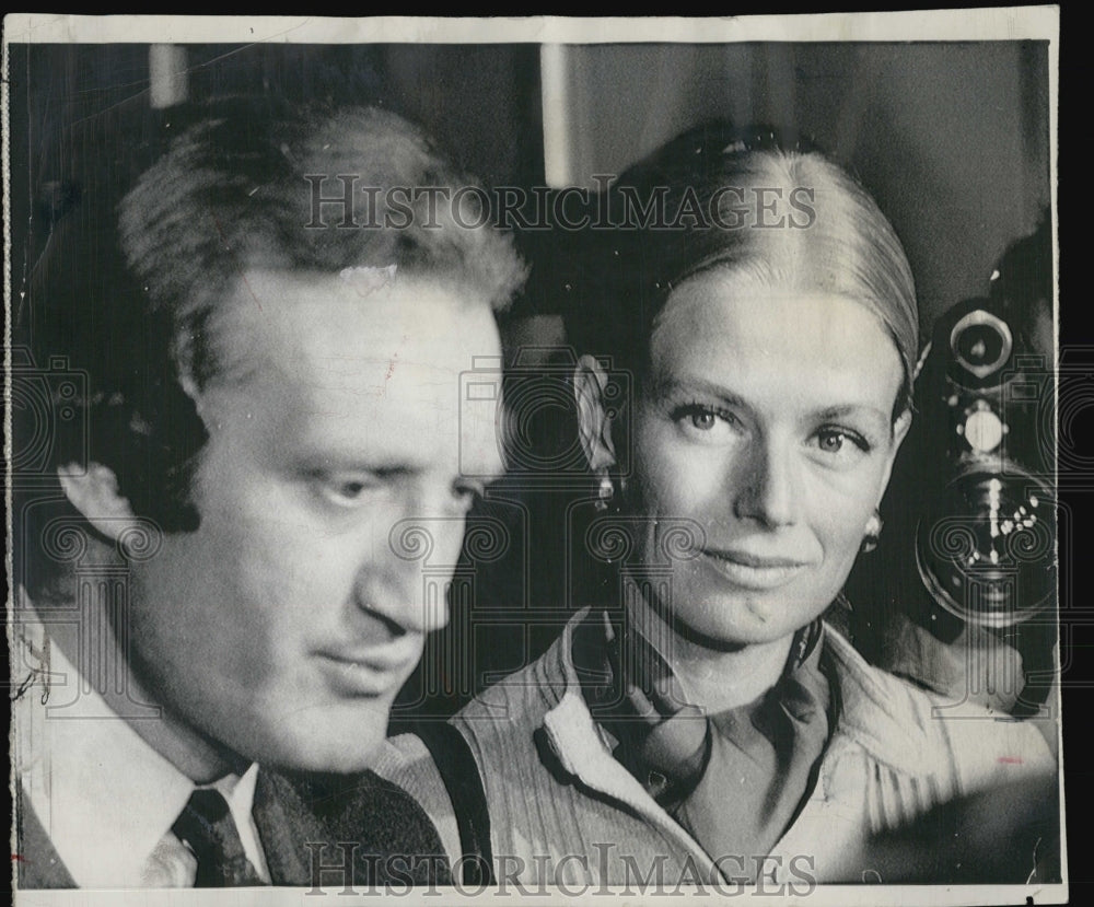 1972 Press Photo Nina Van Pallandt and her manager John Marshall - Historic Images