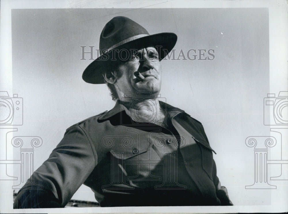 1971 Press Photo Rod Taylor in "Powderkeg" - Historic Images