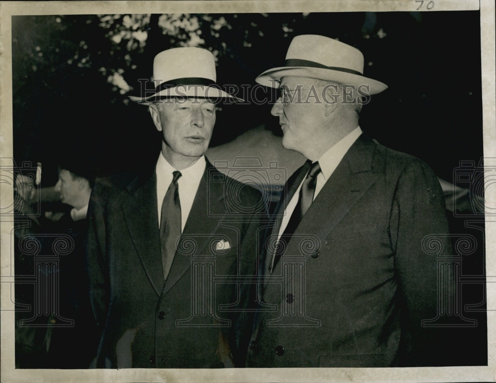 1952 Press Photo Harvard Commencement Robert Lovett and John Foster Dulles - Historic Images