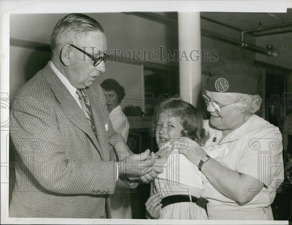 1954 Press Photo Dr. Frank Gerry - Historic Images