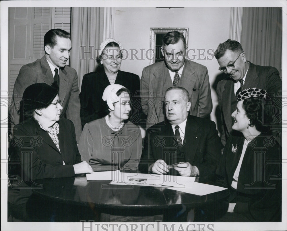 1954 Planning 2nd Annual Convention of Archdiccesan Council of Catho - Historic Images