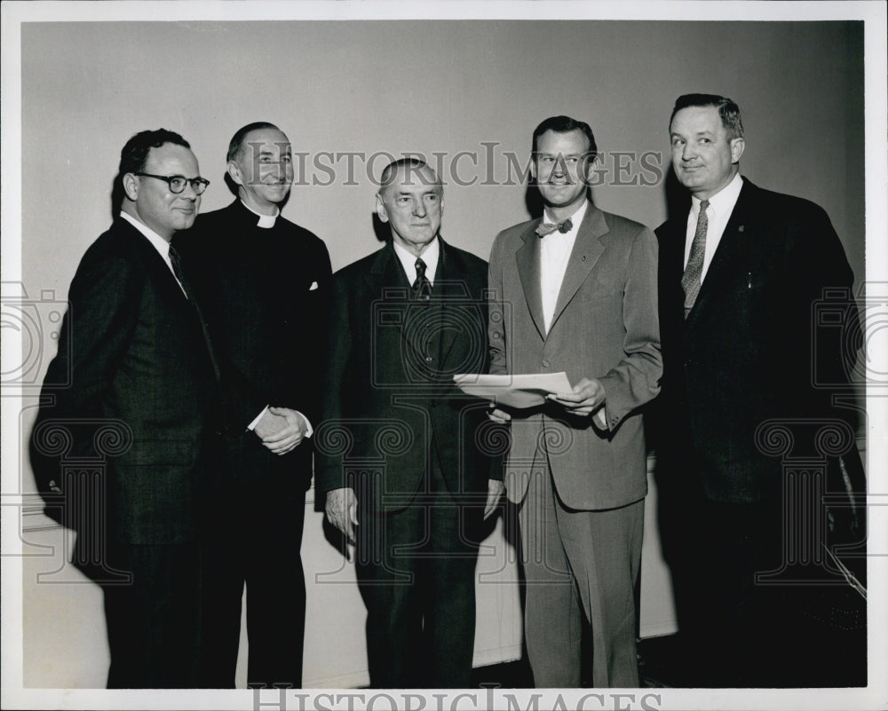 1956 Press Photo Red Cross fund Leaders - Historic Images