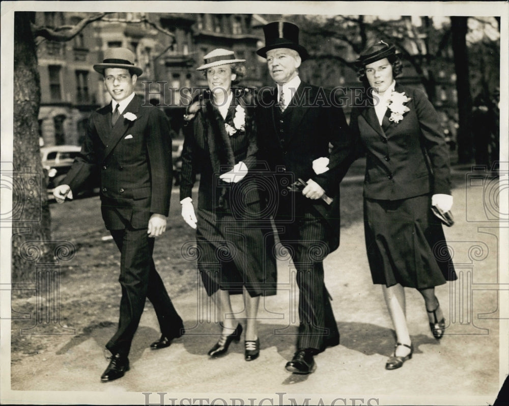 1938 Press Photo Eliot Wadsworth, Mrs. Wadsworth, and Mr. David Scull - Historic Images