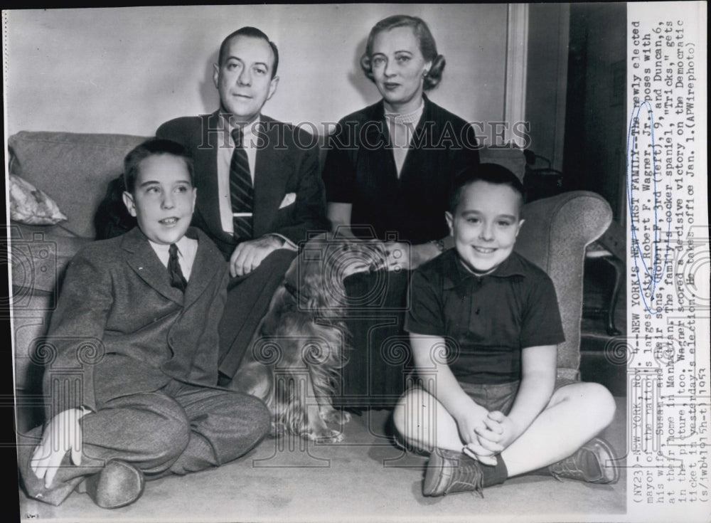 1953 Press Photo Mayor Robert wagner with Wife Susan,Robert III,And Duncan - Historic Images