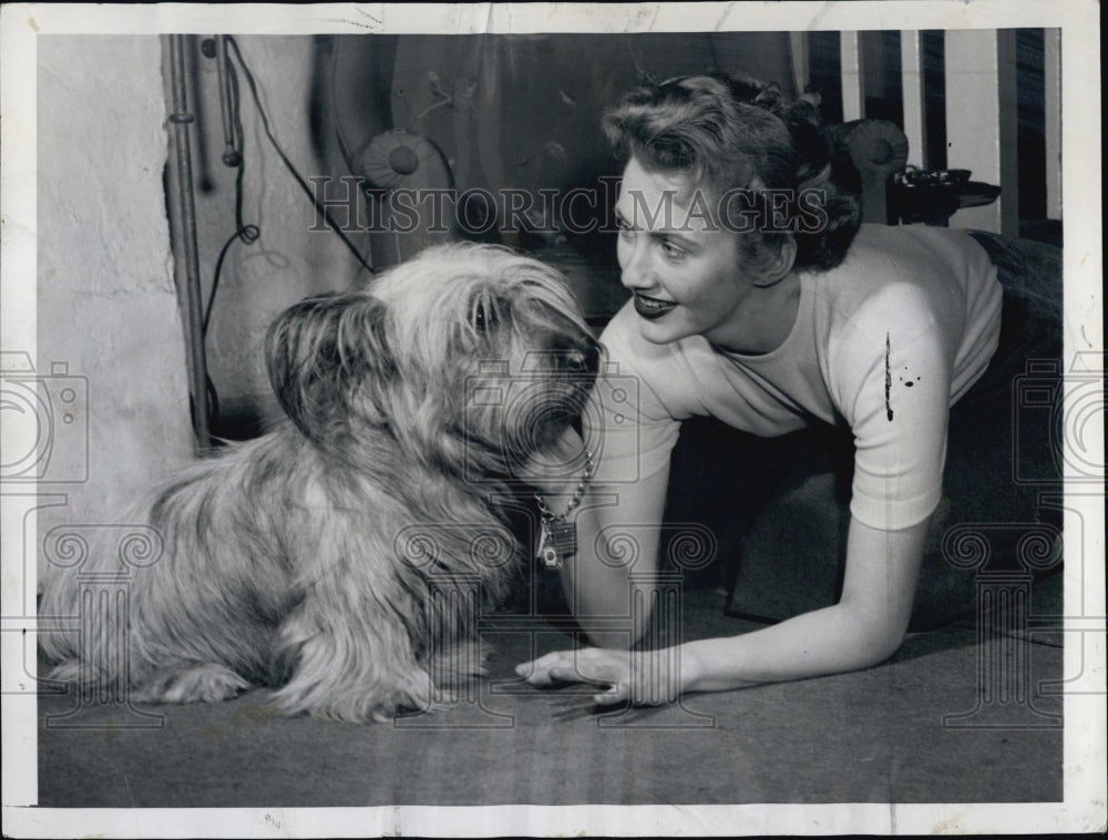 1955 Press Photo Miss Ficket&amp; a puppie named Armie - Historic Images