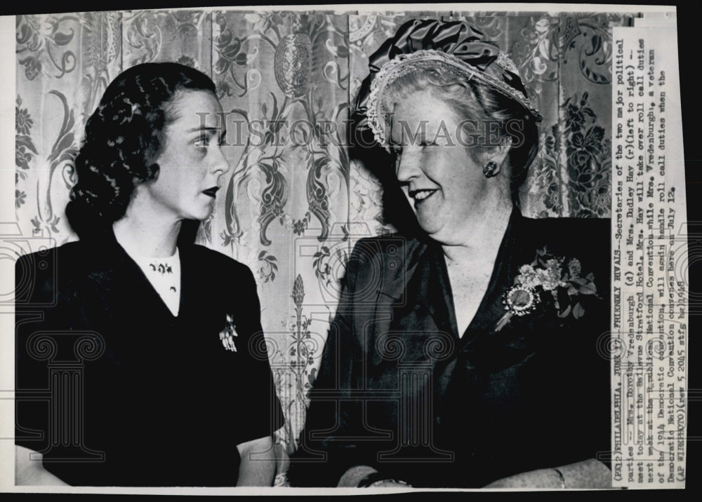 1948 Press Photo Mrs. Dorothy Vredenburgh and Mrs. Dudley Hay - Historic Images