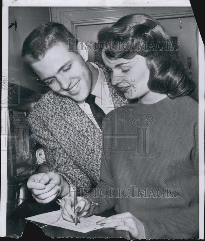 1957 Press Photo Jack Linkletter and Miss Barbara Hughes to be Wed - Historic Images