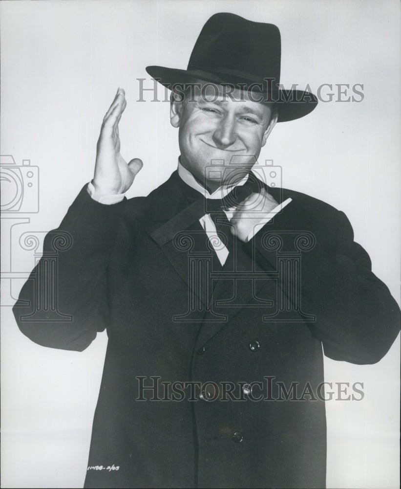 1953 Eddie Mayehoff ,Actor and Mimic - Historic Images