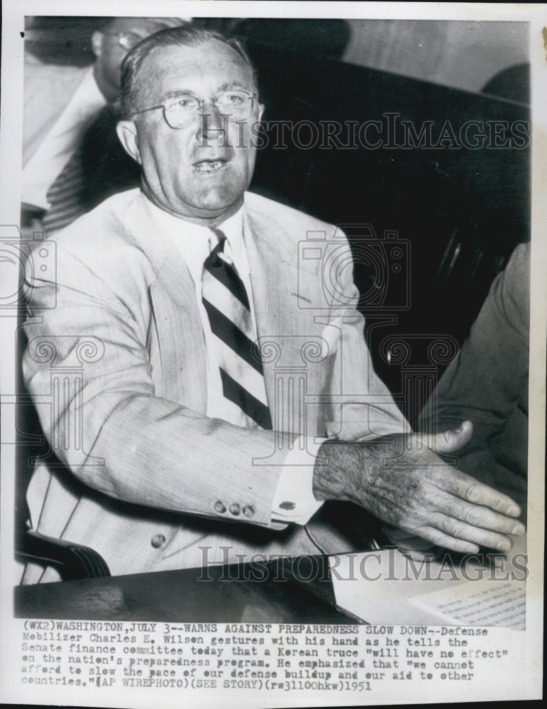 1951 Press Photo Charles E. Wilson, Defense mobilizer gestures with his hands. - Historic Images