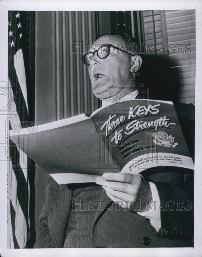 1951 Press Photo Press conference of Charles E. Wilson, Director Mobilization - Historic Images