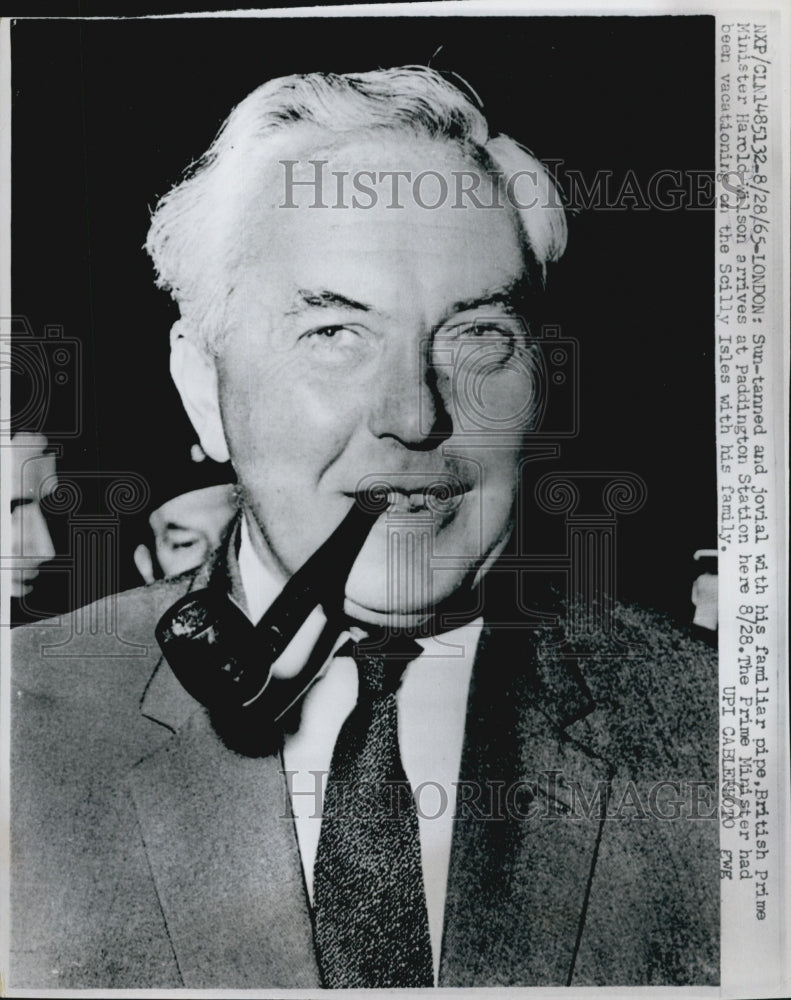 1965 Press Photo British Prime Minister Harold Wilson at Paddington Station - Historic Images