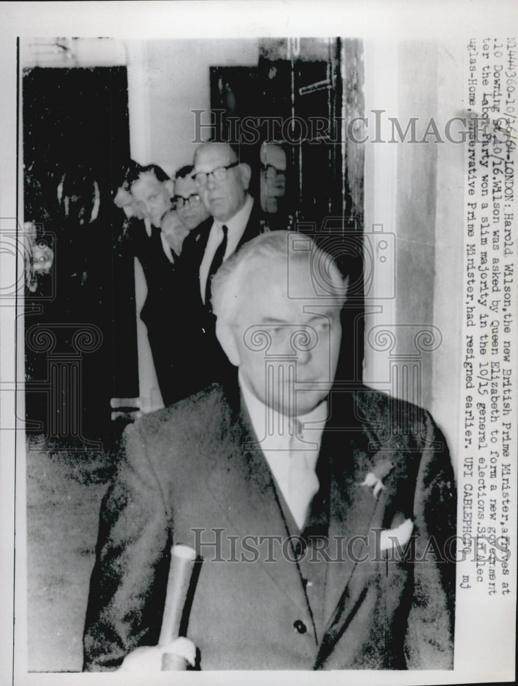 1964 Press Photo Harold Wilson, the New Prime Minister arrives at Downing - Historic Images