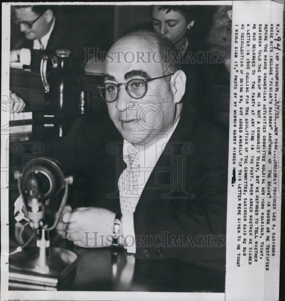 1953 Press Photo Broadway producer Lee S Sabinson testifies before House hearing - Historic Images