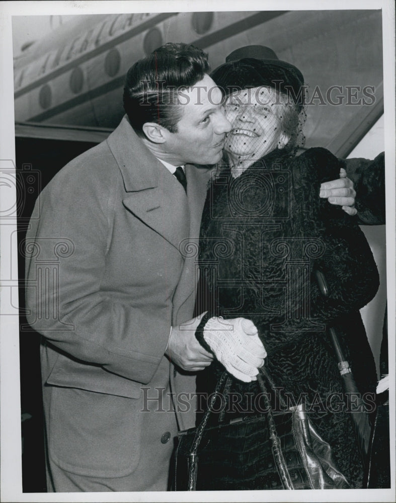 1947 French singer and actor Jean Sablon - Historic Images