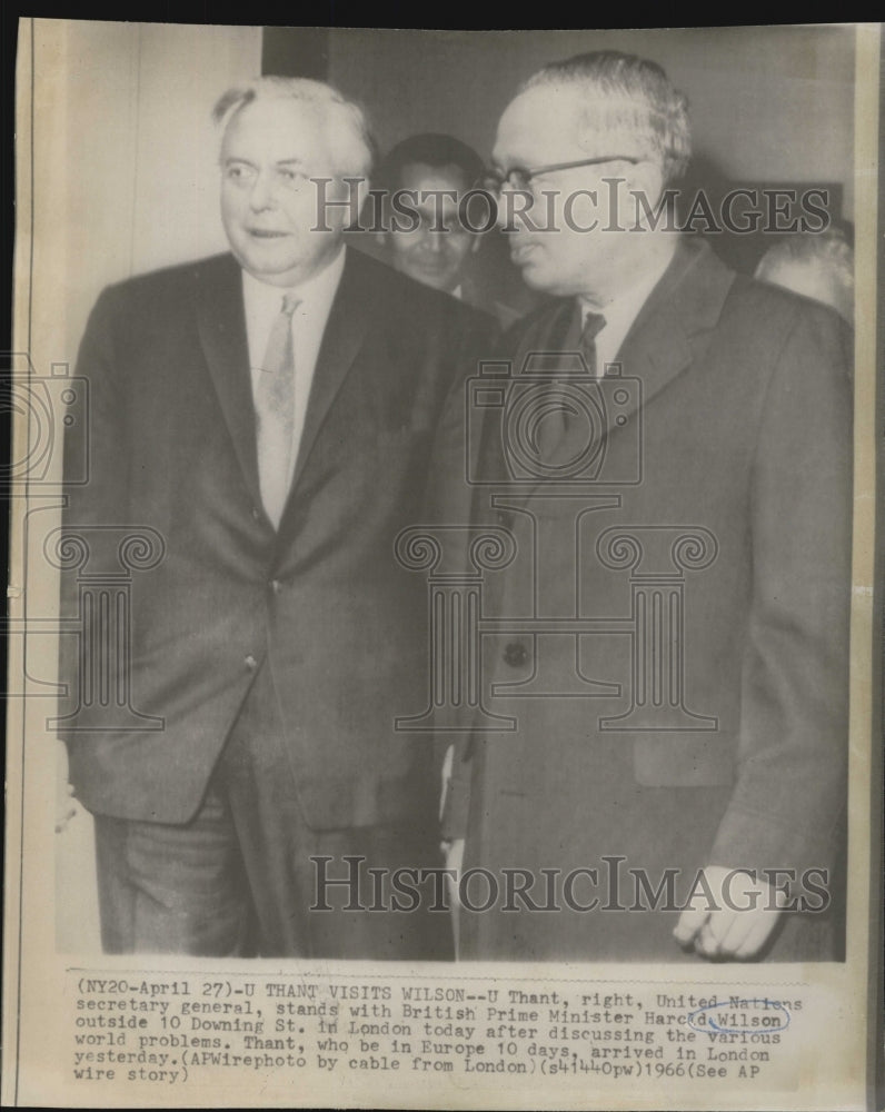 1966 Press Photo Britain&#39;s Prime Minister Harold Wilson &amp; U Thant UN Sec General - Historic Images