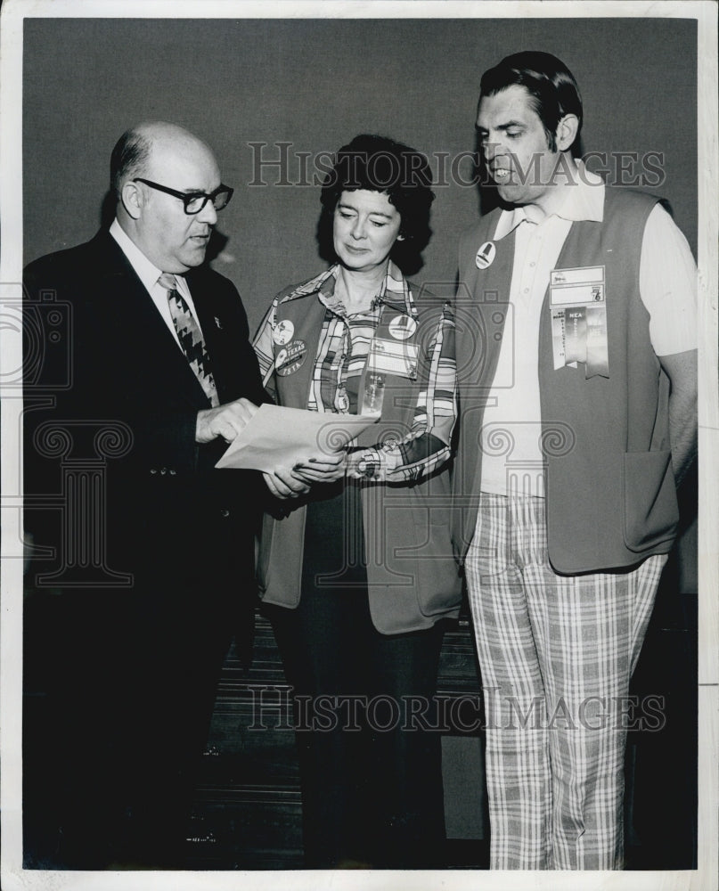 1975 Mary Gilmore Pres of Mass Teachers Assoc & John McGarigal - Historic Images