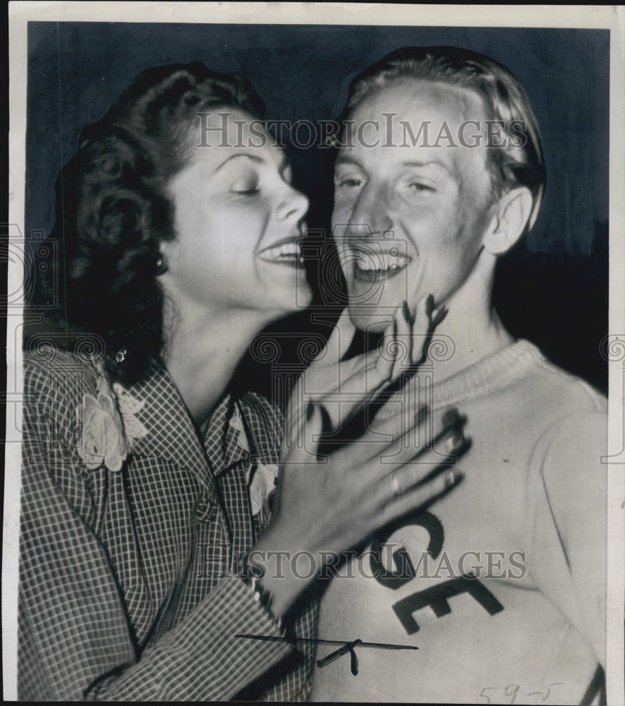 1946 Press Photo "Goose Girl" Dixie Duane - Historic Images