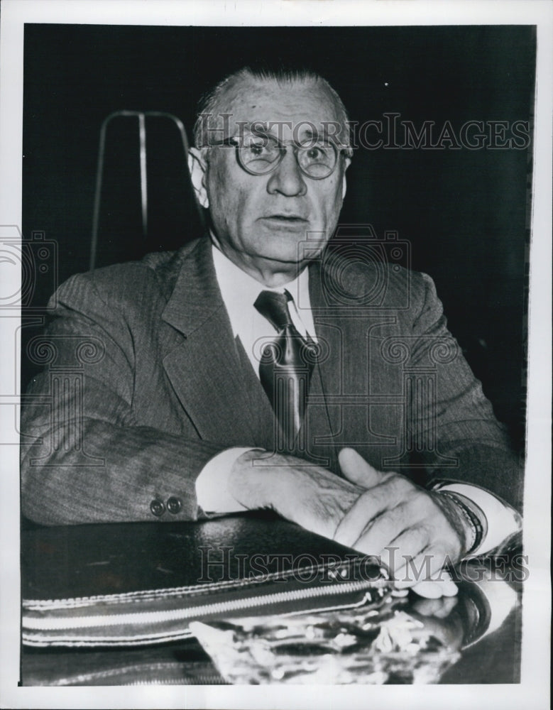 1955 Press Photo Wellburn S. Mayock, counsel of Democratic Committee. - Historic Images